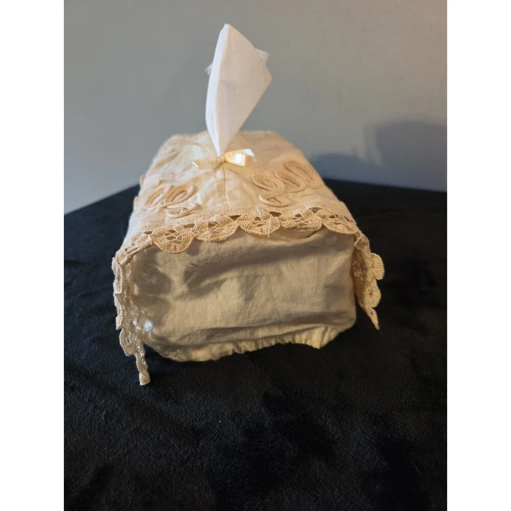 Vintage Layered Cream Colored Lace Embroidered Tissue Box Cover